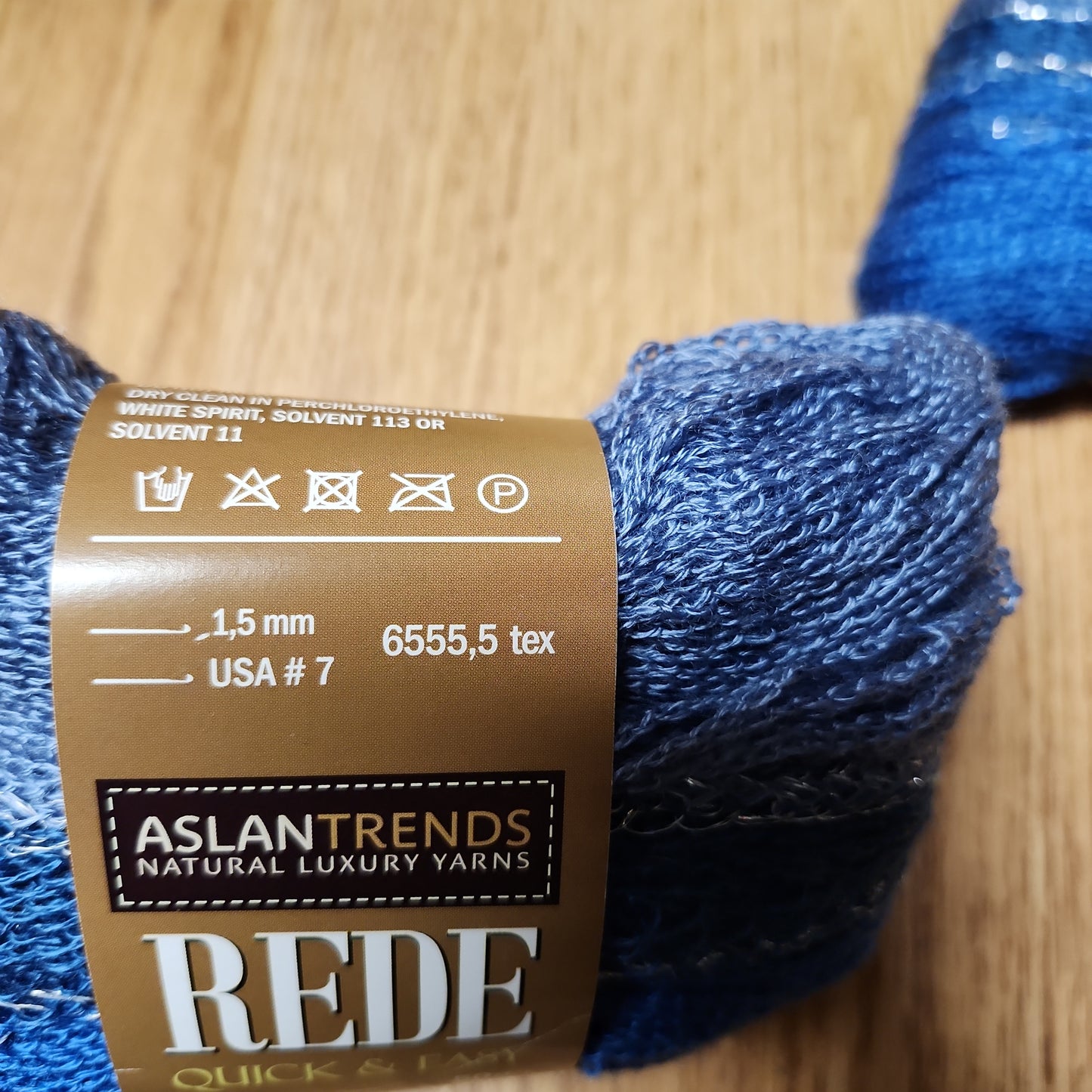 Aslan Trends Rede - Shades of Blue