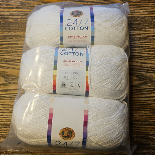 Lion brand 24/7 Cotton White Yarn