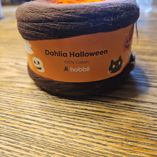 Hobbii Dahila Halloween Orange and Brown Yarn