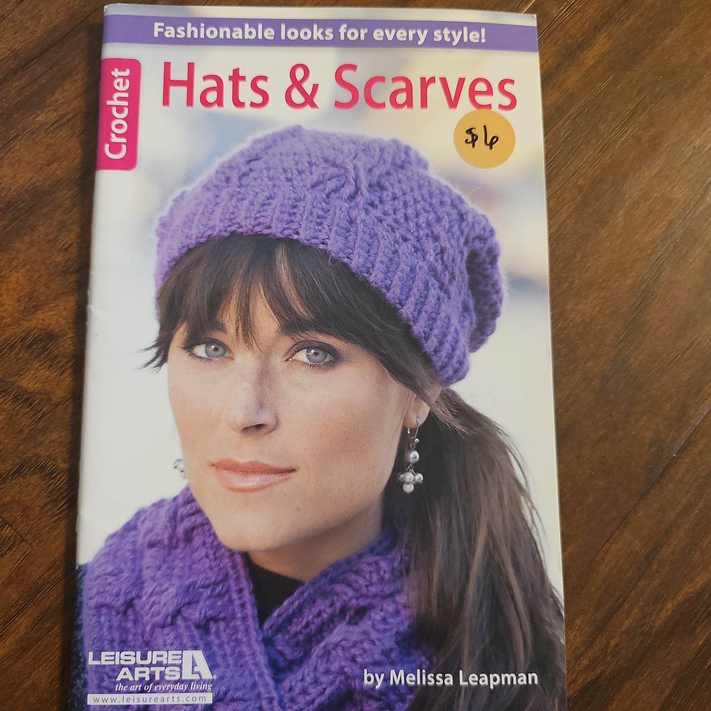 Leisure Arts Hats & Scarves Crochet Pattern Book