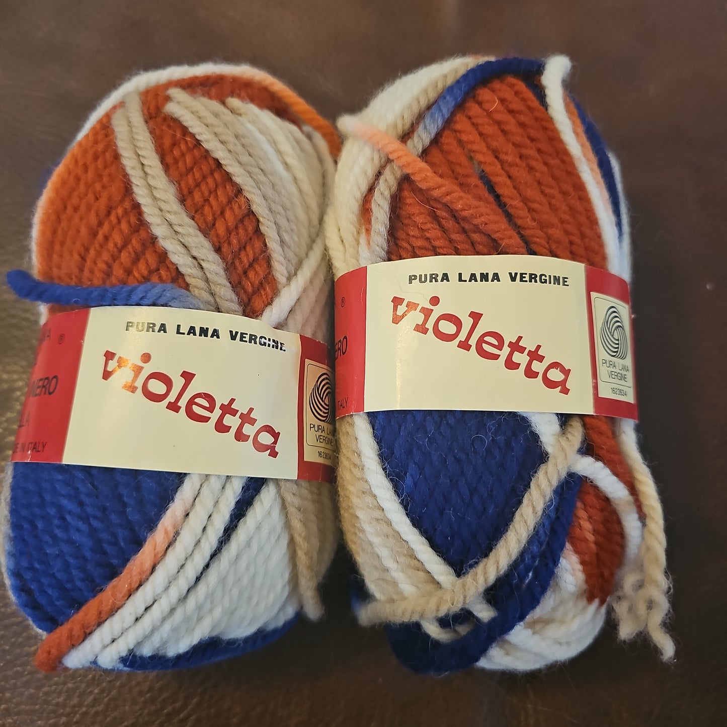 Vintage Pura Lana Vergine Violetta Orange, Cream, Navy Yarn *lot of 2*