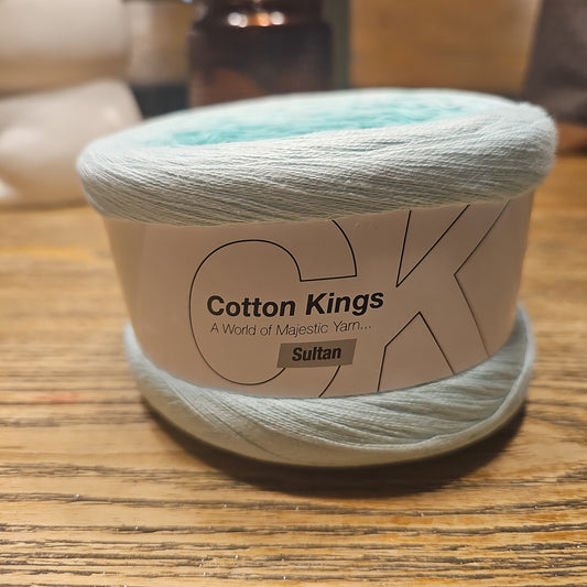 Hobbii Cotton Kings Sultan Mint Ombre Yarn