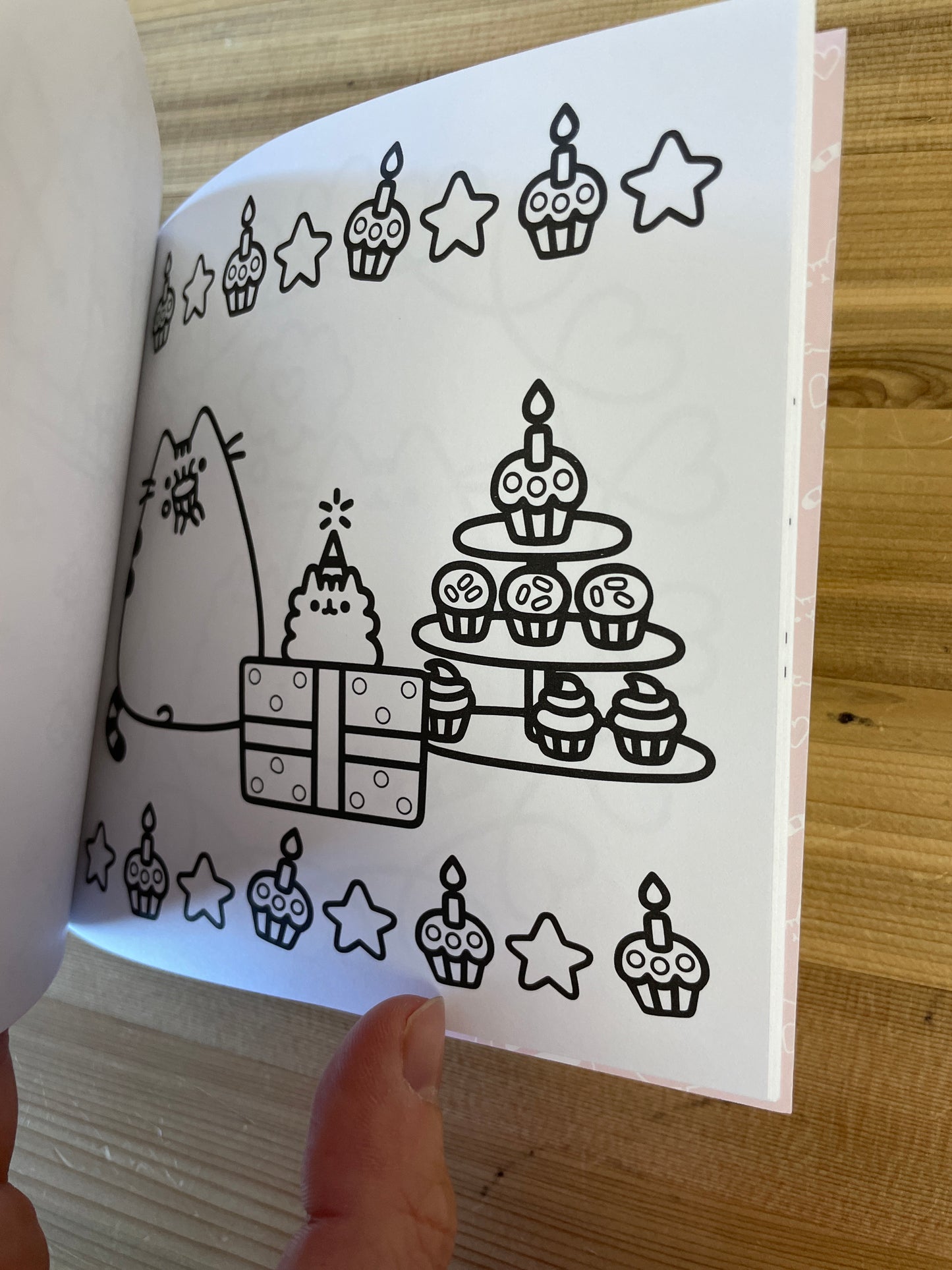 Mini Pusheen Coloring Book