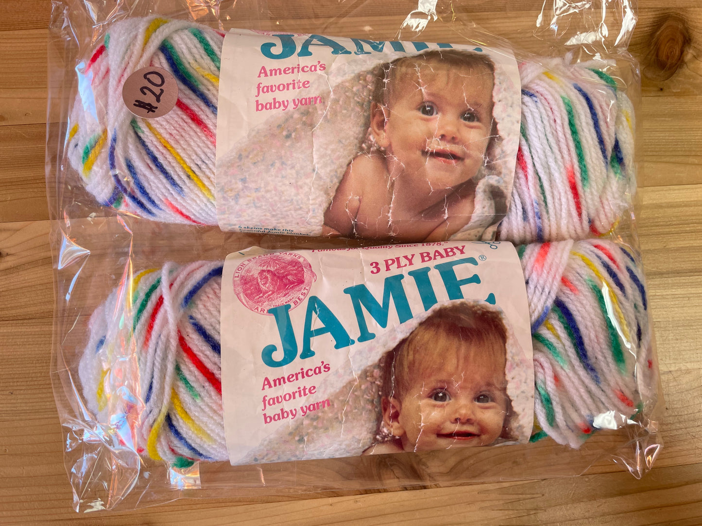 Jamie baby Yarn -- White/primary colors