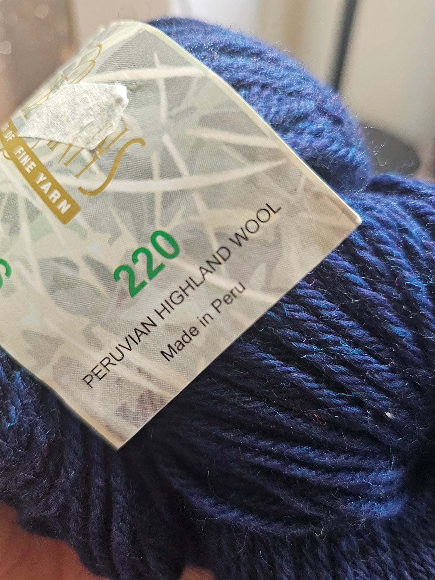 Cascade Yarns 220 The Heathers 100% Peruvian Highland Wool "Navy Blue" Yarn