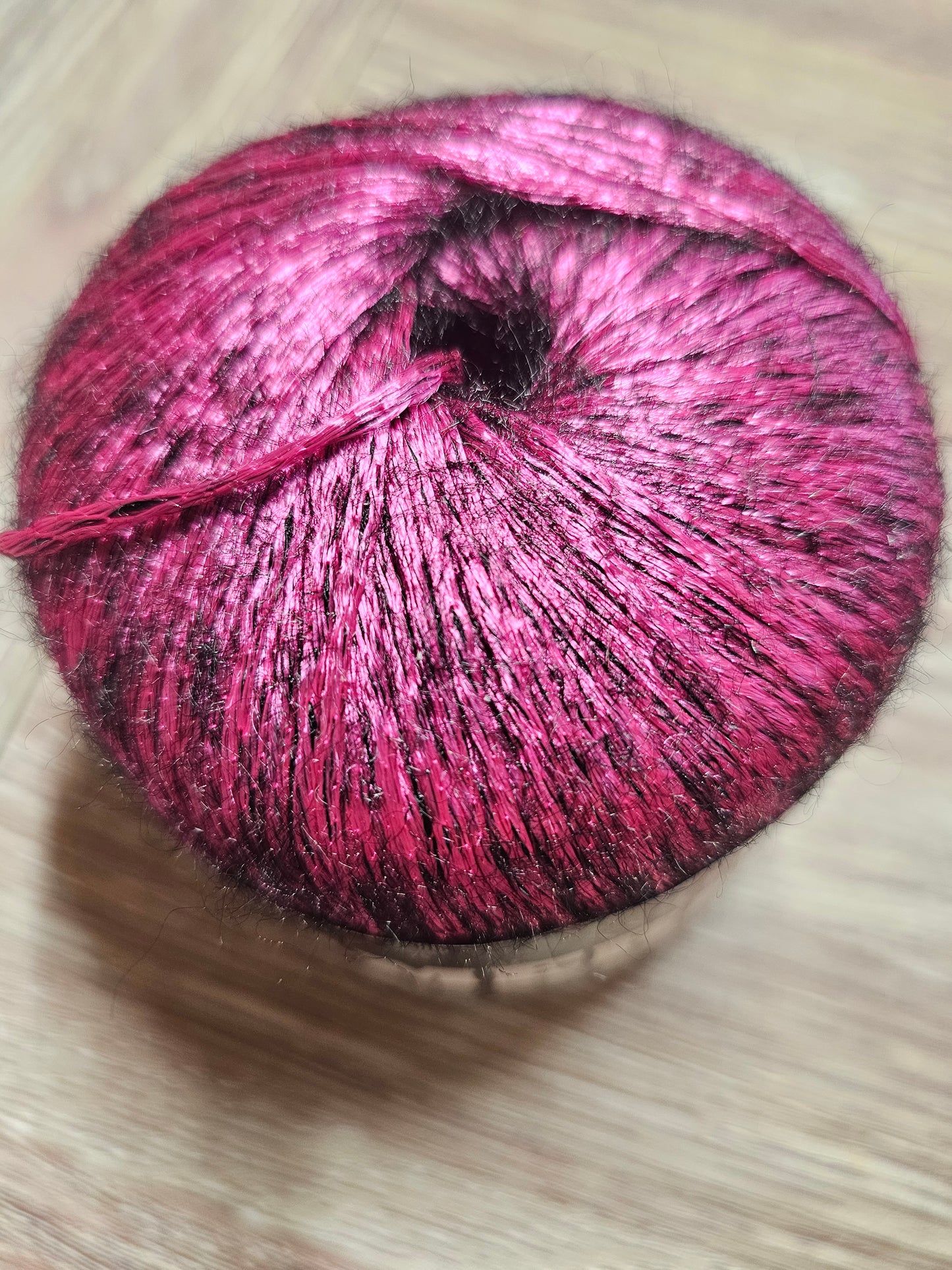 Imported Turkish Feza Mesmeriza Metallic Magenta Yarn