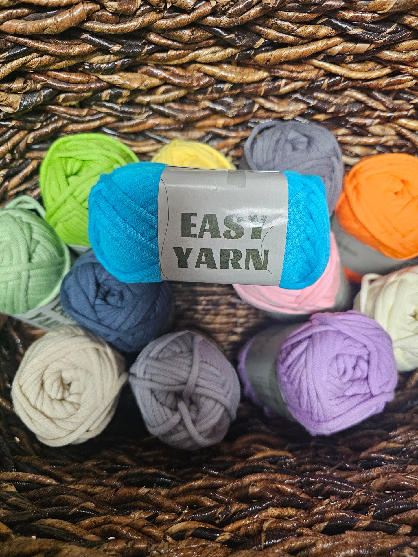 Beginner Yarn Multicolors *similar to Woobles yarn*