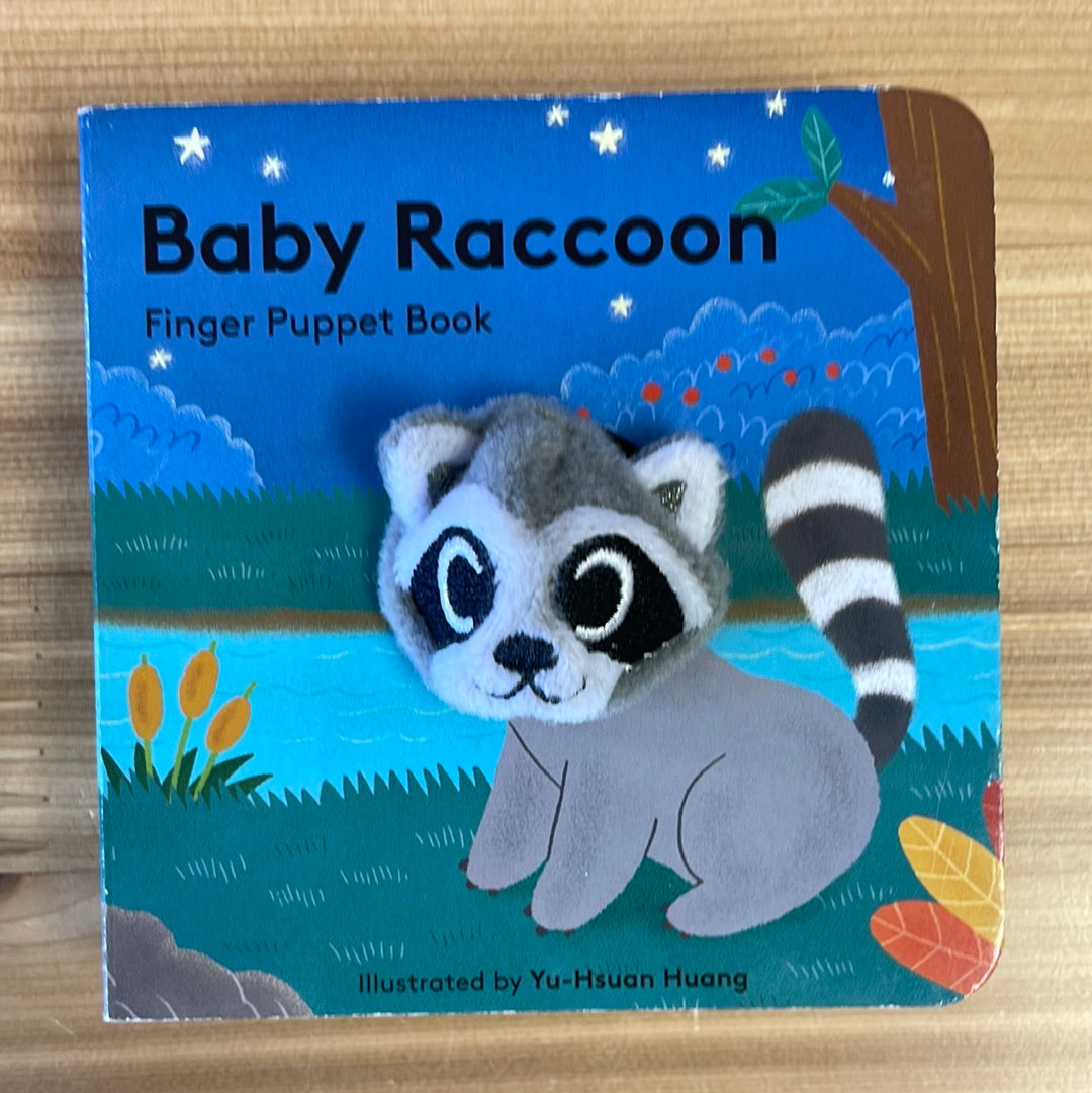 Baby Raccoon finger puppet book by Yu-Hsuan Huang