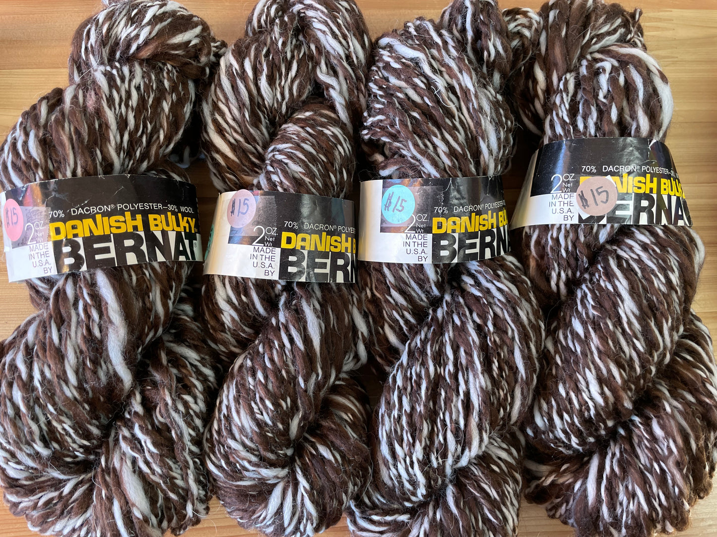 Bernat Danish Bulky -- Brown/White Chestnut