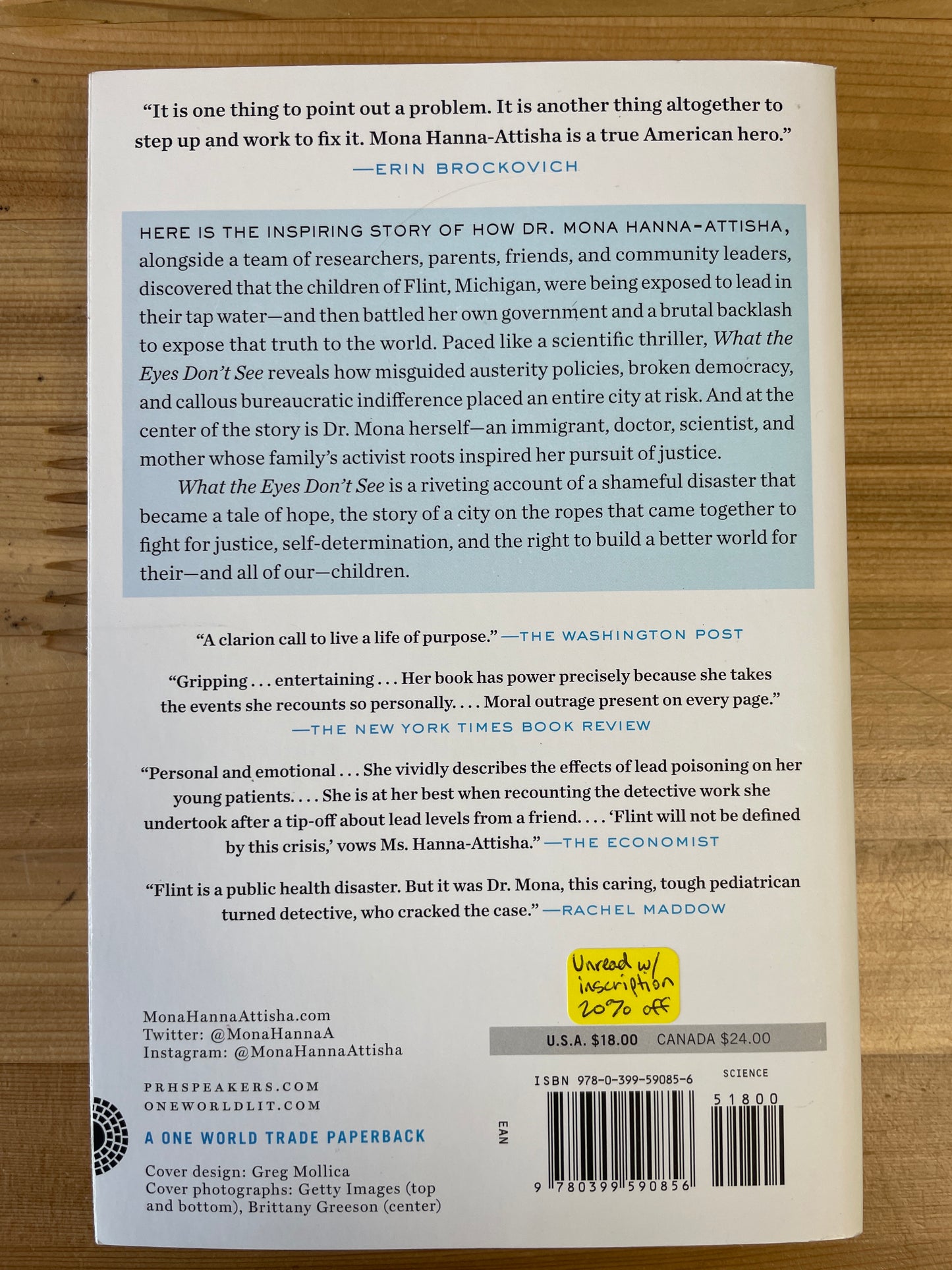 What the Eyes Don't See: A story of crisis, resistance, and hope in an American city by Mona Hanna-Attisha